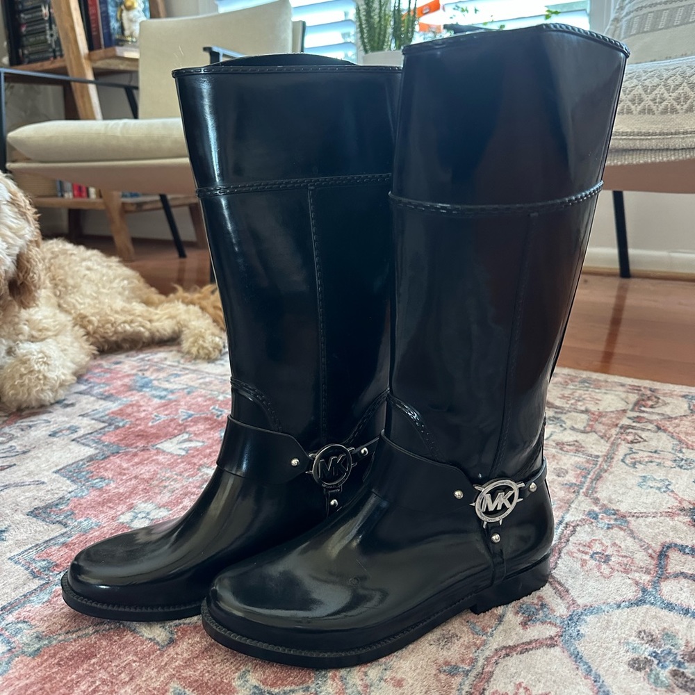 Michael kors rain boots